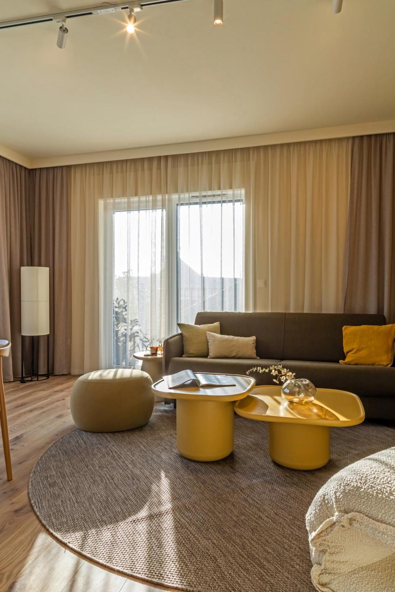 Marone Aparthotel