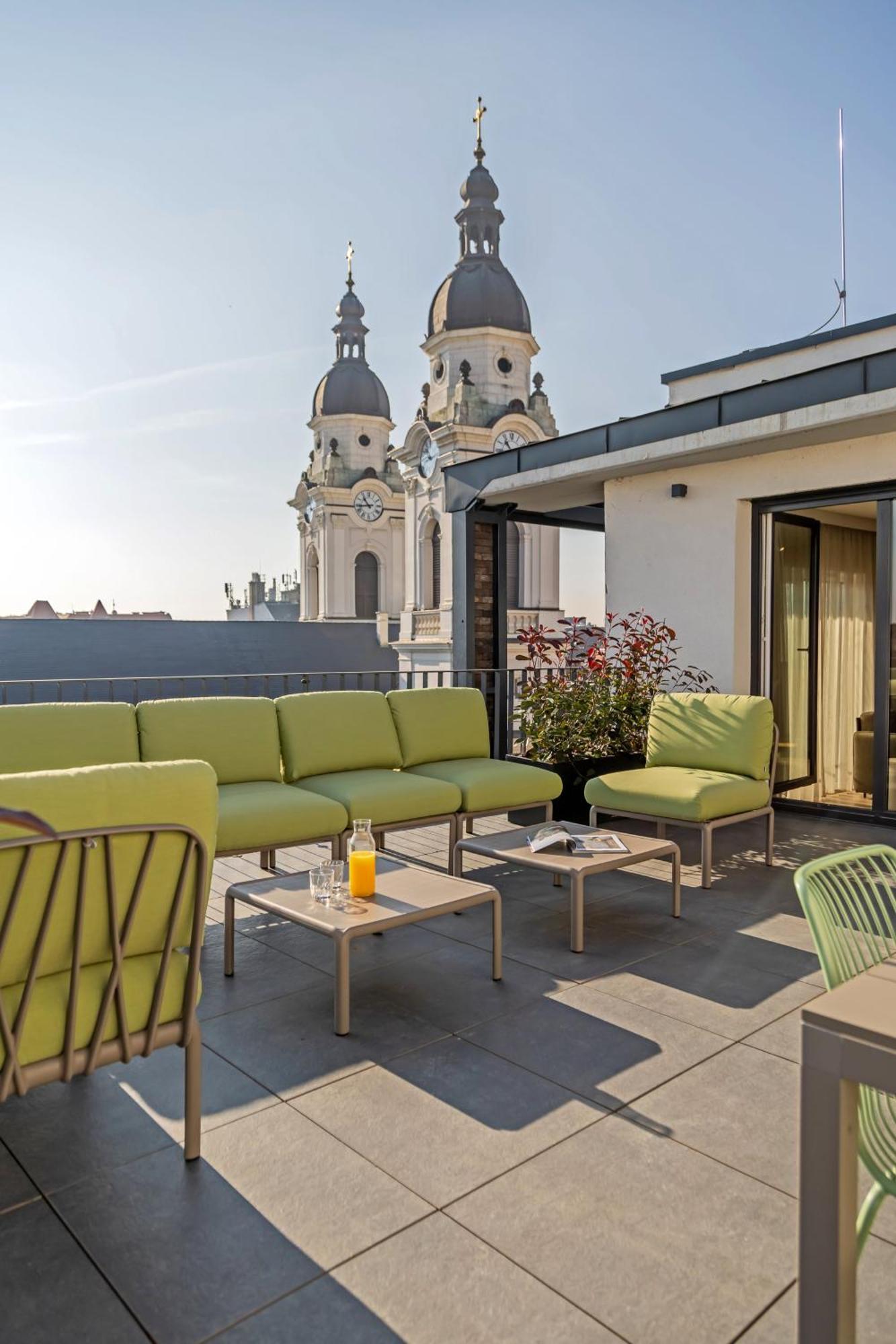 Marone Apartahotel 4*